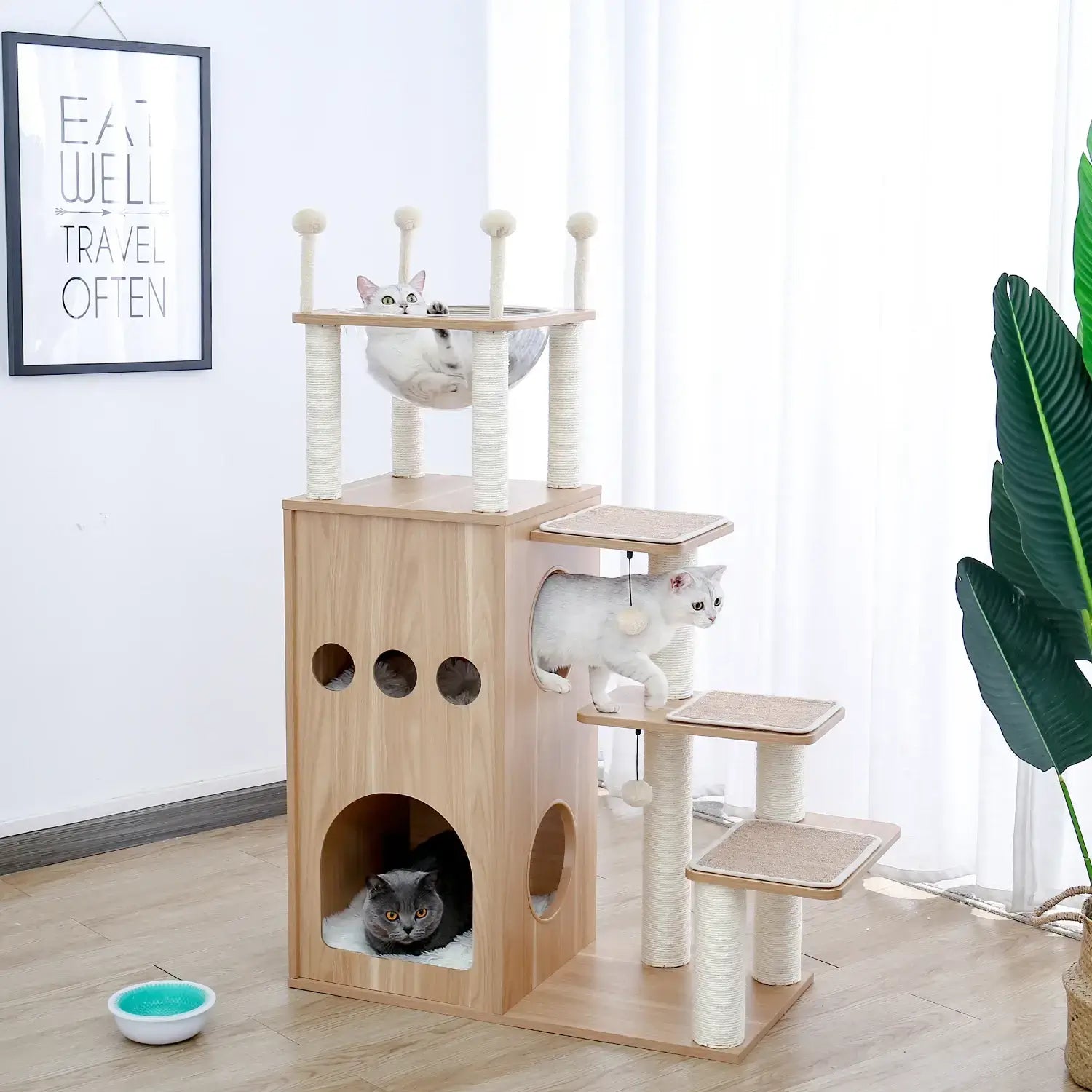 PRISME™ — Arbre à chat design en bois avec niche & plateformes